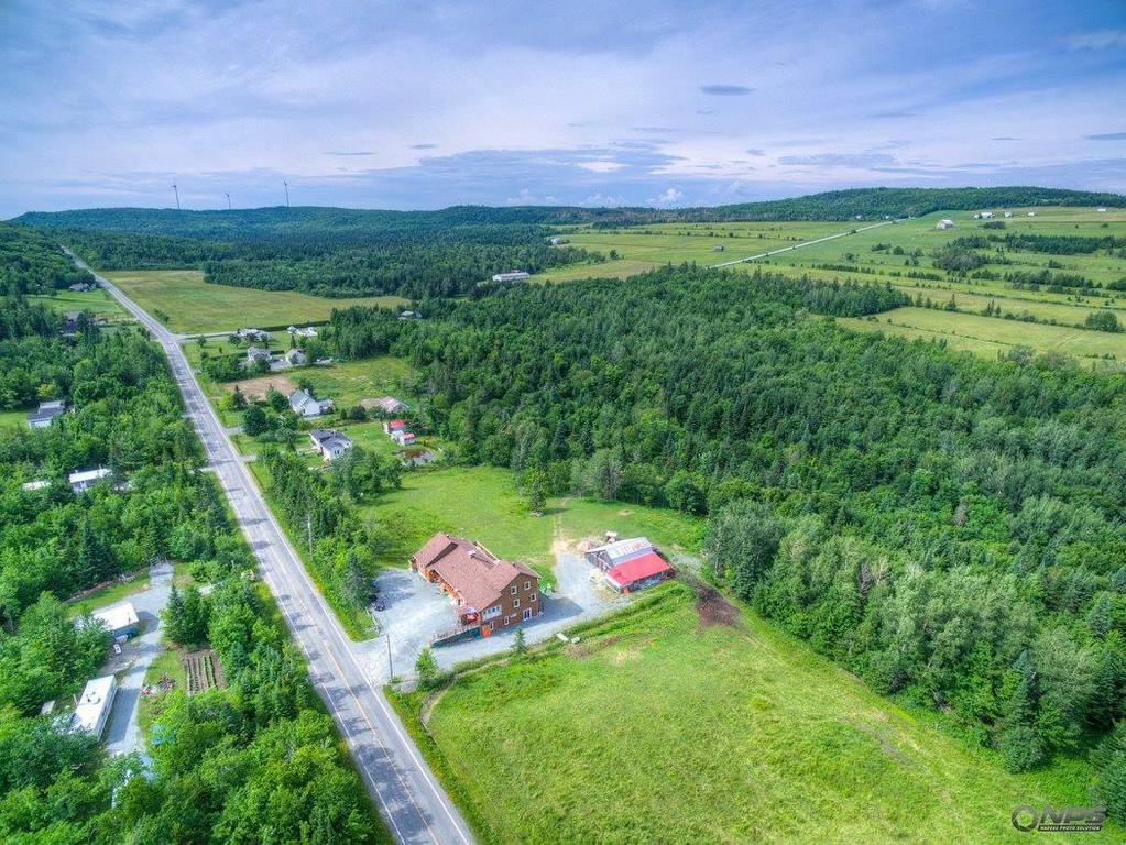 Le Gite Ambrelane Thetford Mines Bagian luar foto